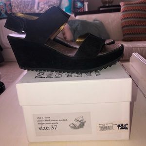Black Pedro Garcia wedges